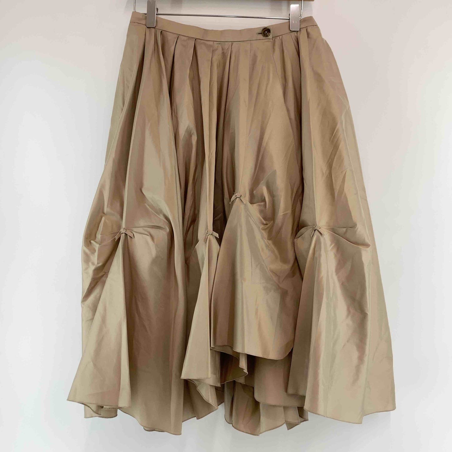 FOXEY （NEWYORK） フォクシーニューヨーク　ベージュ　品番17345　サイズ40　 レディース 　ひざ丈　スカート