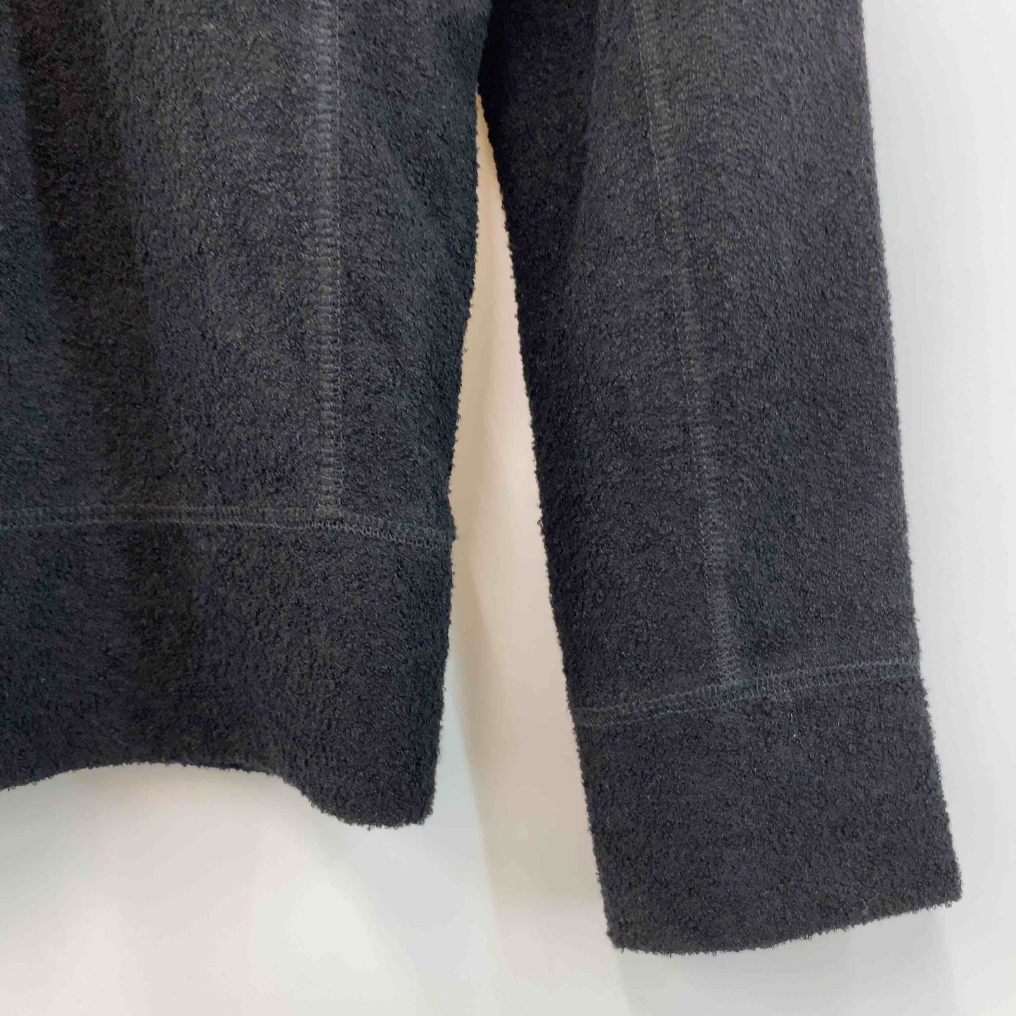 1piu1uguale3 ウノピゥウノウグァーレトレ メンズ パーカー　パイル地　ブラック