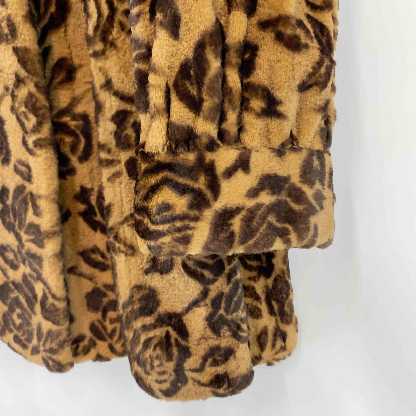 Guy Laroche ギラロッシュ レディース 毛皮/ファーコート ブラウン 花柄 バラ柄