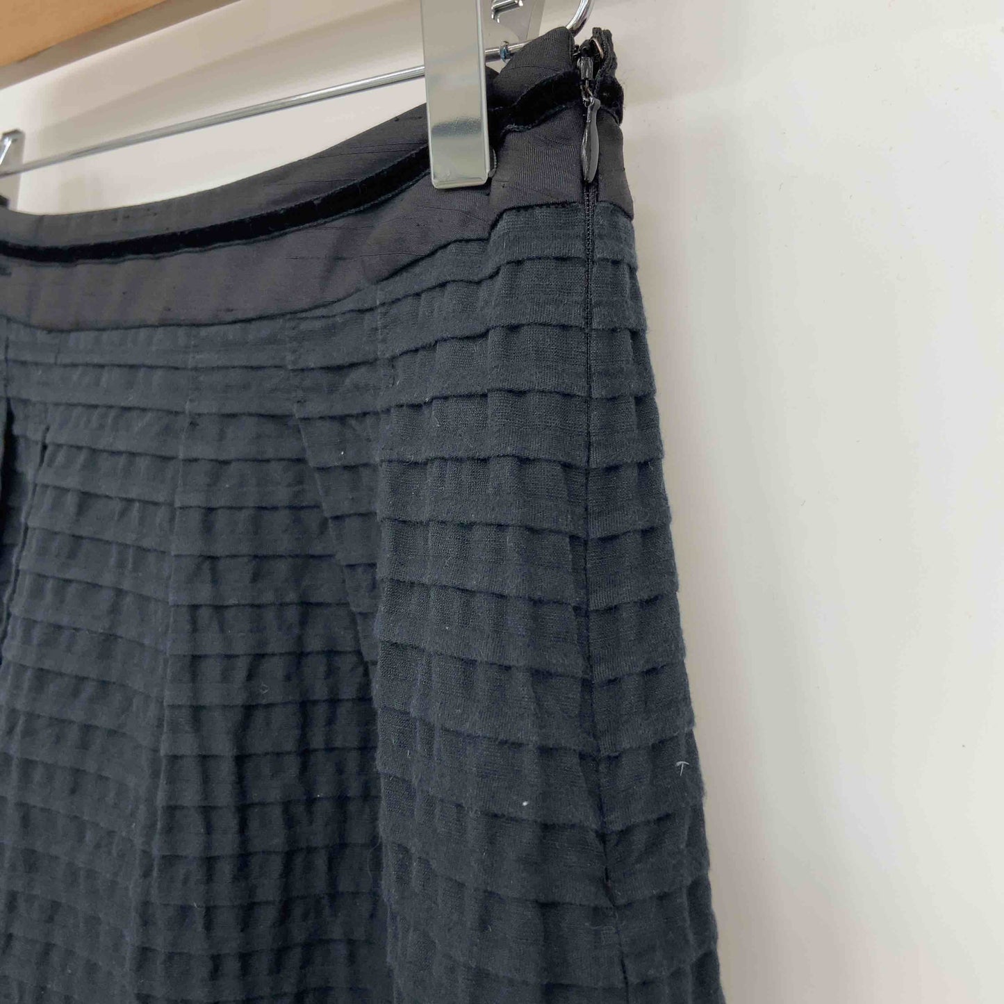 TO BE CHIC トゥービーシック　黒　ブラック　 レディース ひざ丈スカート