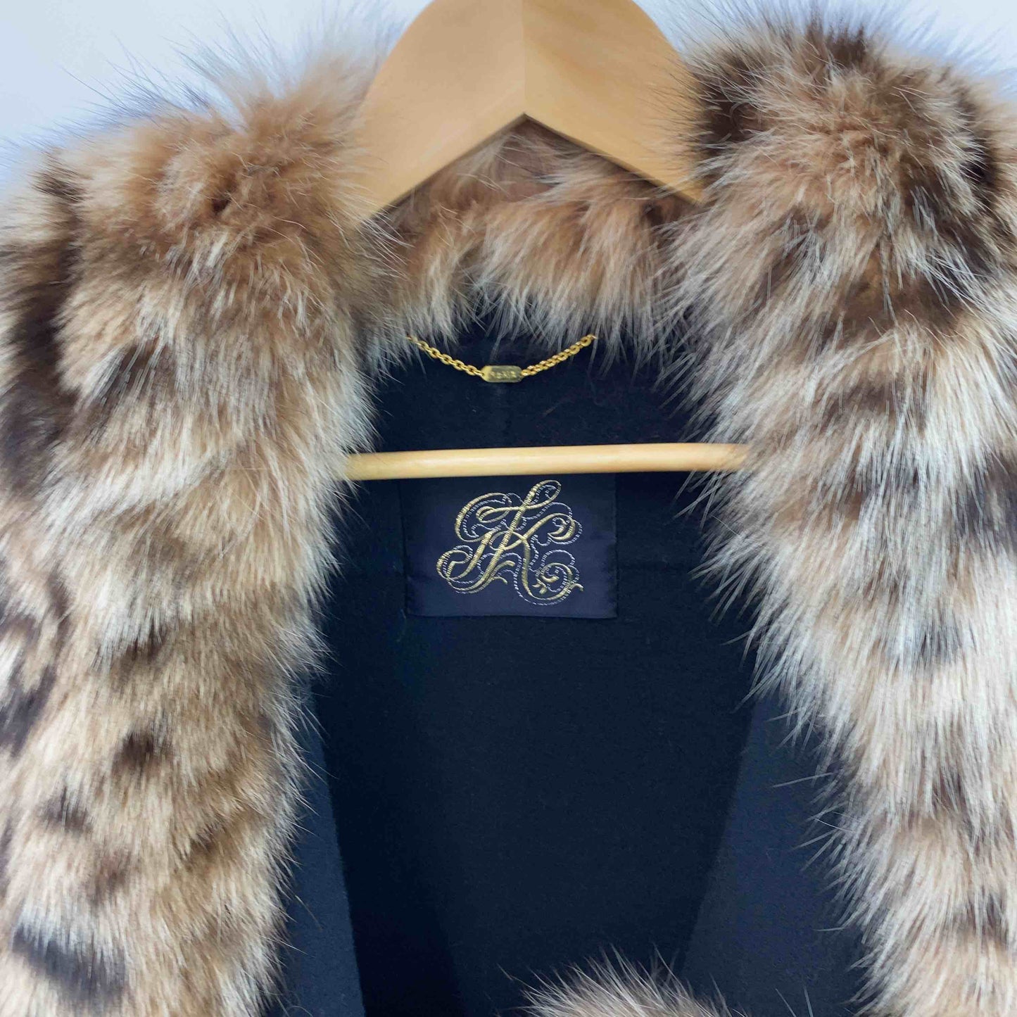 伊太利屋  レディース 毛皮/ファーコート ブラック