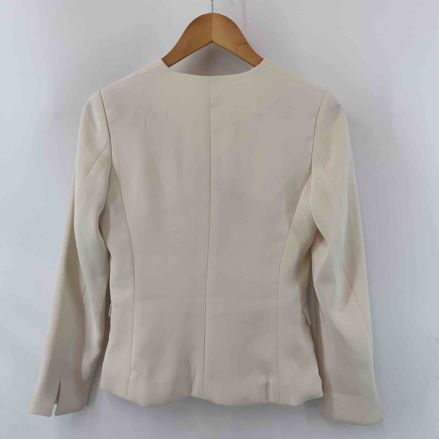 レディース ノーカラージャケット アイボリー