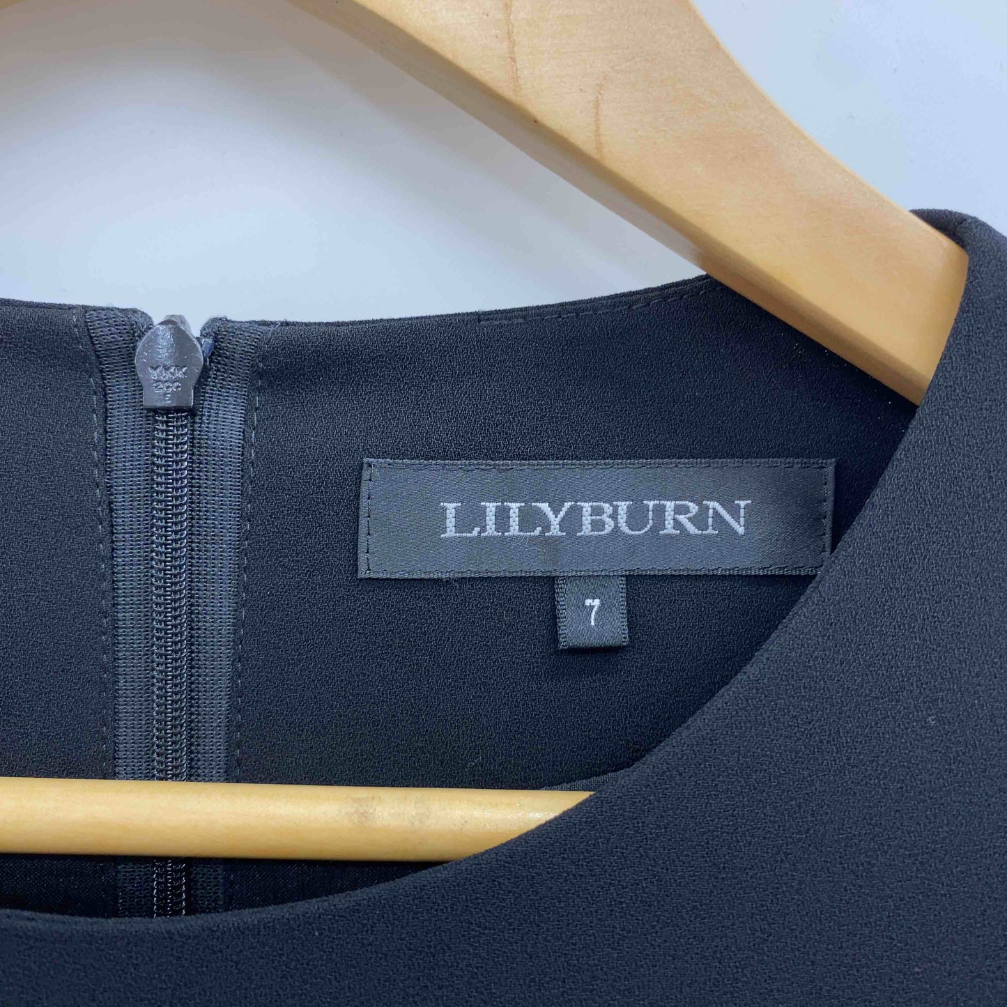 東京ソワール LILYBURN リリーバーン ブラック フォーマル ウエスト切替 リボン レディース 長袖ワンピース