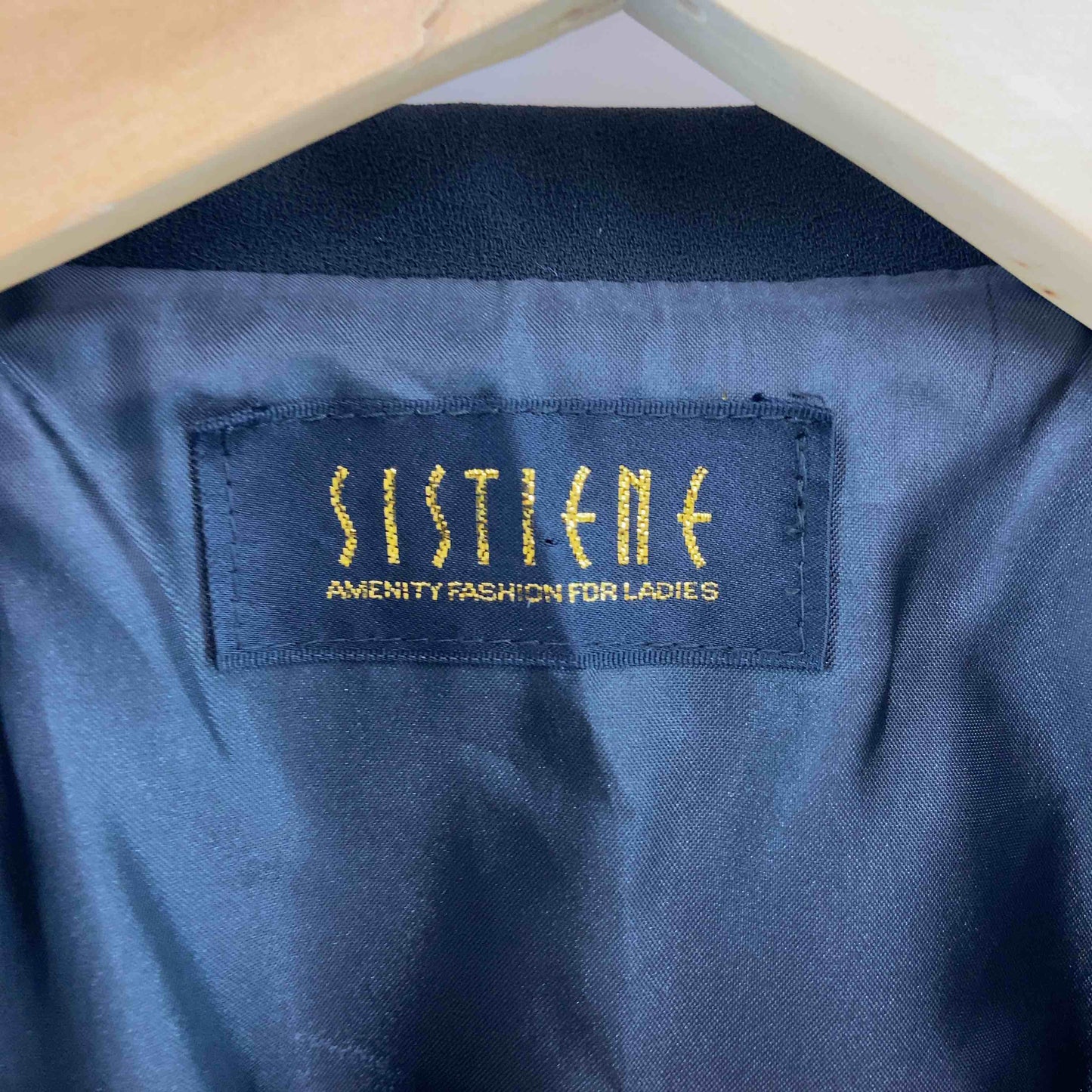 SISTIENE システィーヌ　レディース テーラードジャケット　ブラック　フォーマル