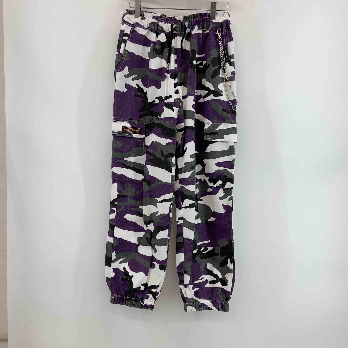 Private pause  紫　黒　白　迷彩柄　サイズL　 メンズ ペインターパンツ