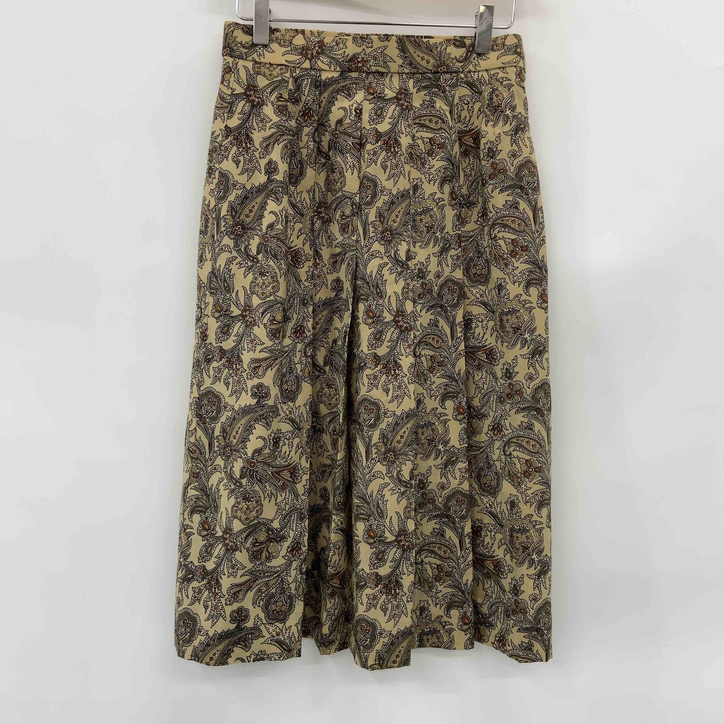 レディース テーラードジャケット　セットアップ　プリーツスカート　総柄　ベージュ　裏地