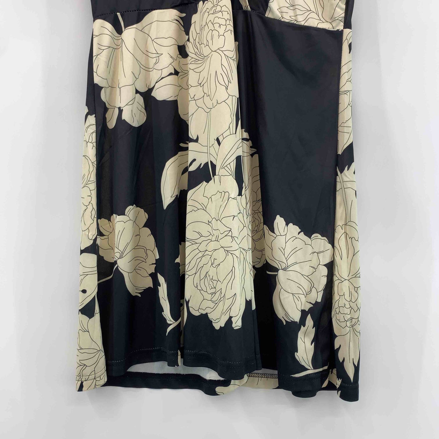 レディース 半袖　ミニワンピース　総柄　花柄　ウエスト切替　紐付き