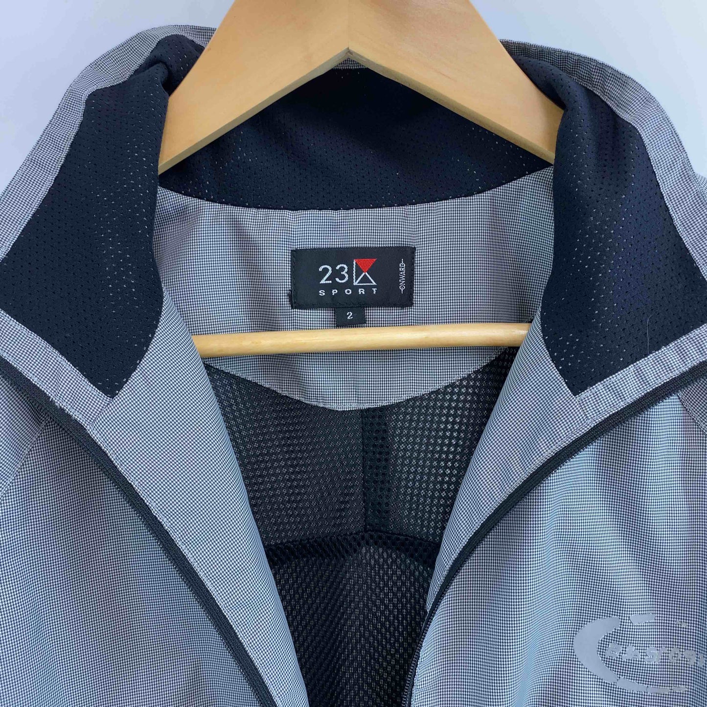 23区 ニジュウサンク メンズ ナイロンジャケット グレー 千鳥格子