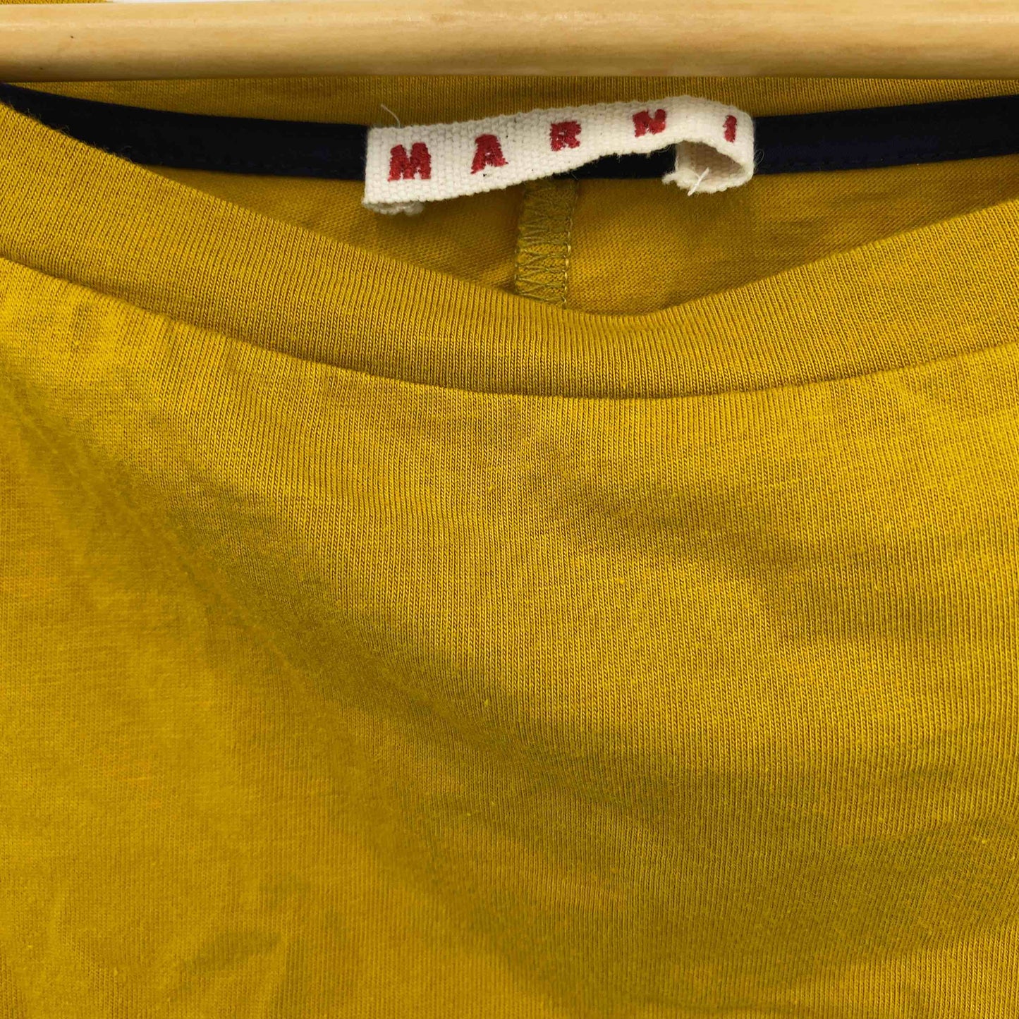 MARNI マルニ レディース Tシャツ トップス（半袖）黄土色