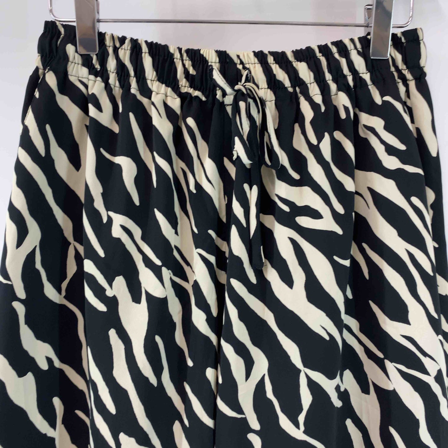 レディース ワイドパンツ ゼブラ柄 ウエストゴム