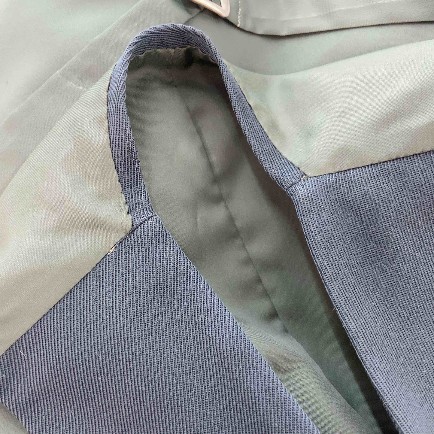 メンズ スーツベスト　無地　グリーン