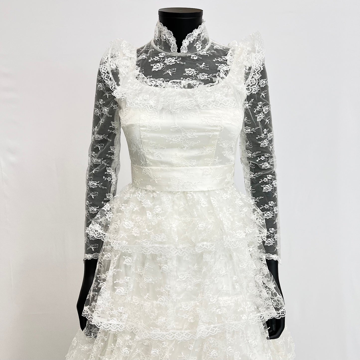 花 dress black レディース ウェディングドレス　チュールドレス　パリエ付き　ビスチェ・ペチコート付き　白