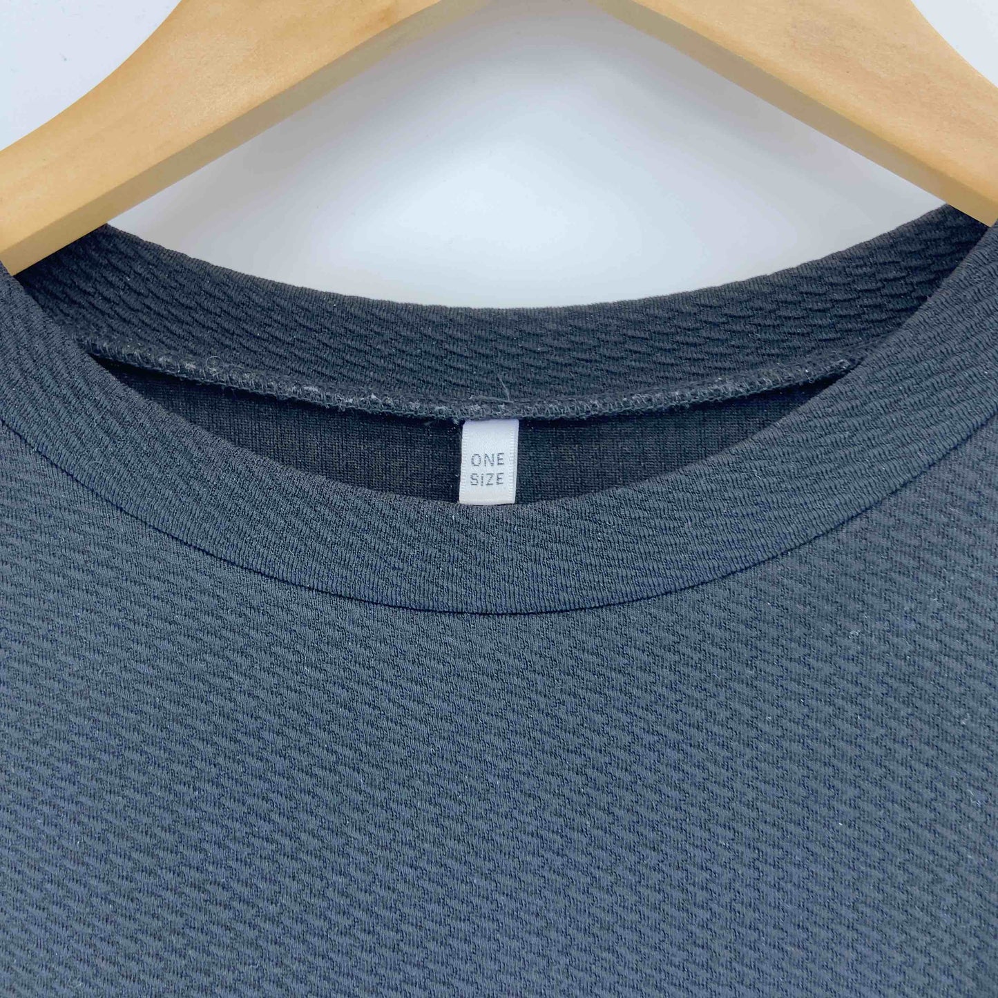 レディース 長袖ワンピース Tシャツワンピース エンボス ブラック