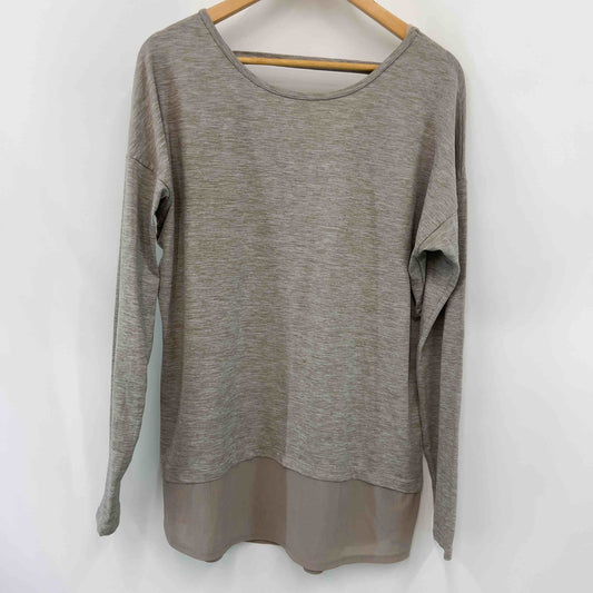 DANSKIN ダンスキン　レディース Tシャツ（長袖）グレー