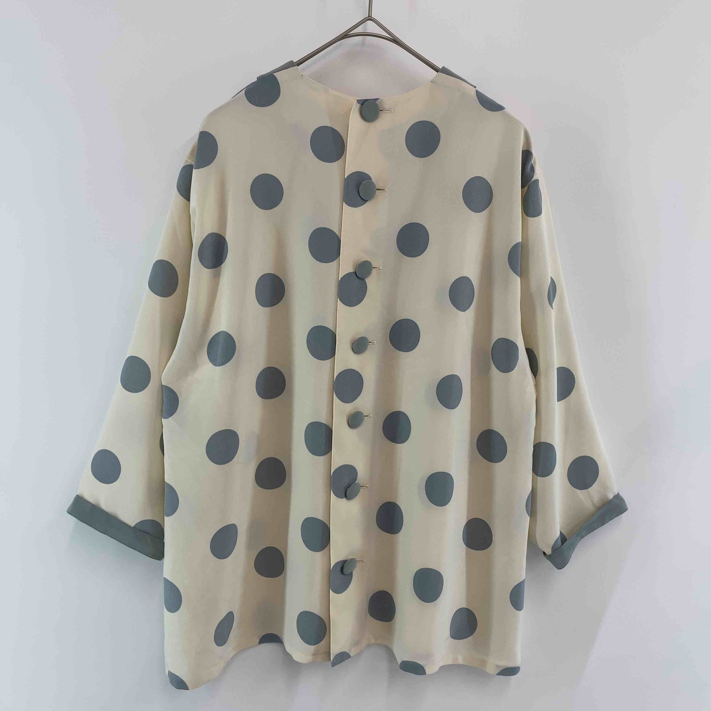 東京ブラウス レディース 長袖シャツ/ブラウス 七分袖 オフホワイト地グレー水玉柄 バックボタン