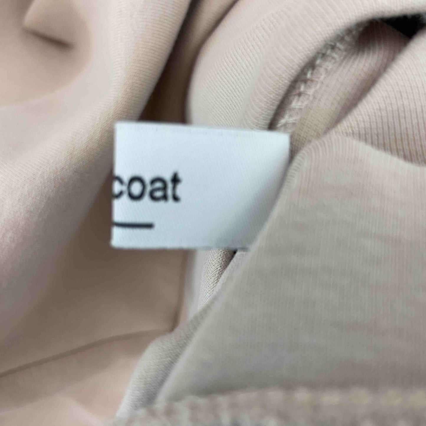 Discoat ディスコート　ピンクベージュ　バックファスナーあり　 レディース パーカー　サイズF