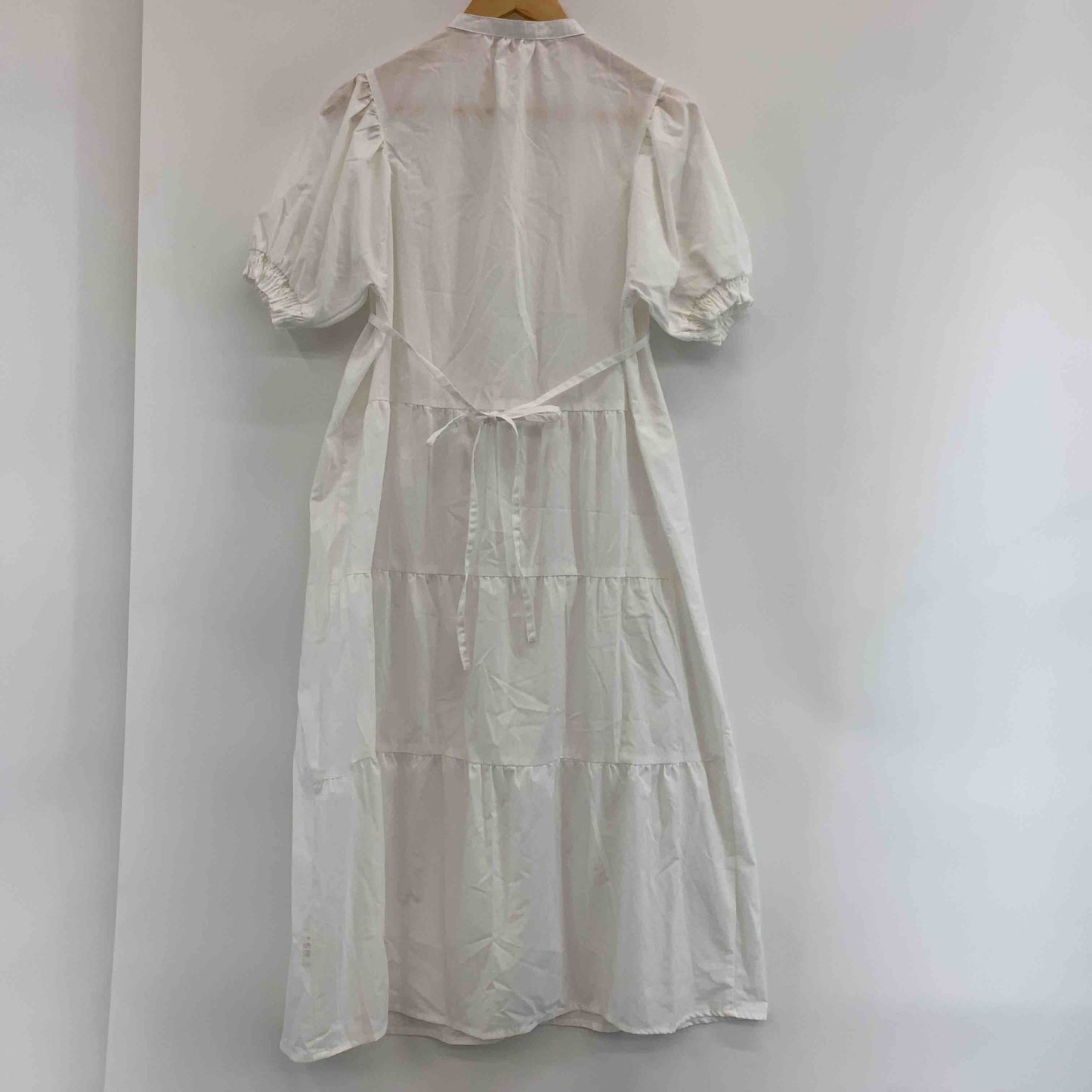 LUNACION　ルナシオン　白　ホワイト　スタンドカラー　前面ボタン　透け感あり　  レディース 半袖ワンピース