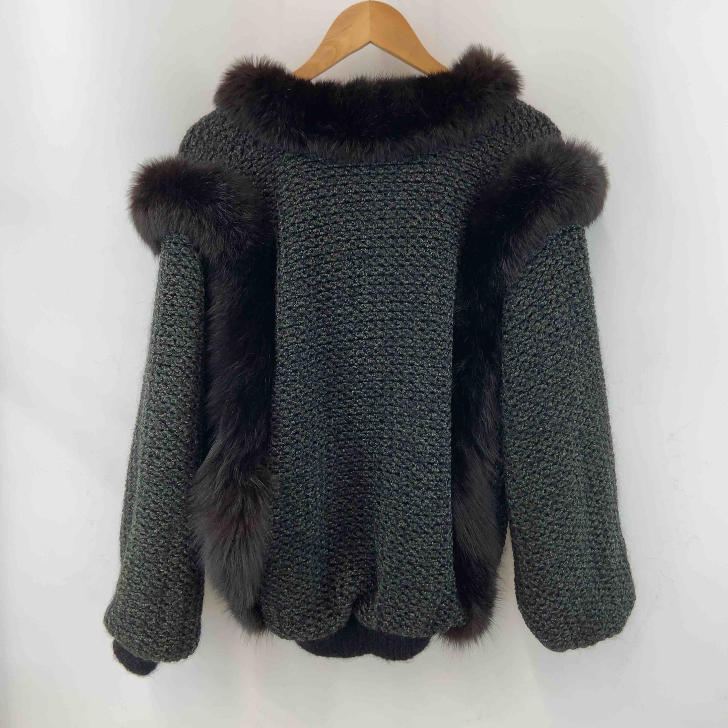 レディース ニットジャケット ファー付き 中綿入り ウール混 グレー