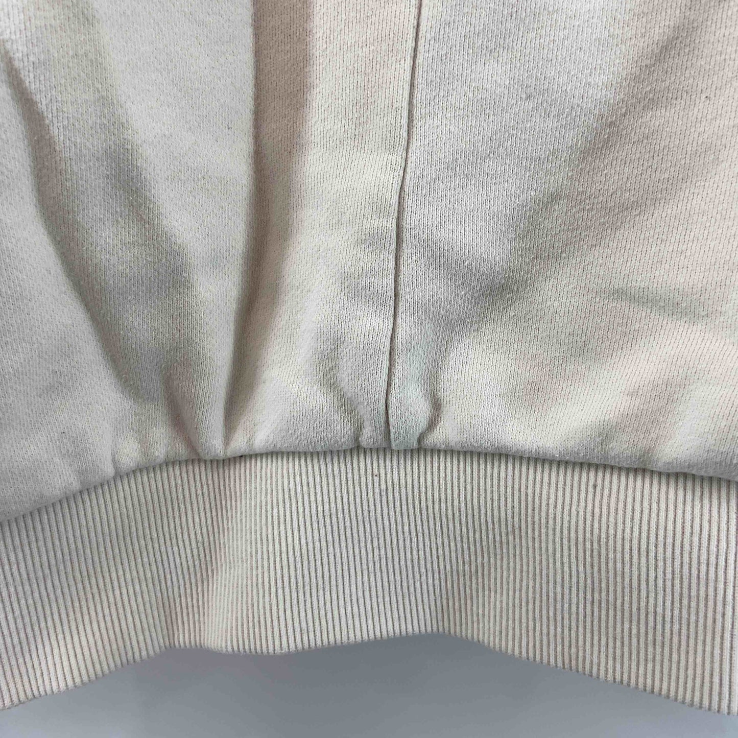 GUESS ゲス メンズ スウェット ベージュ プリント