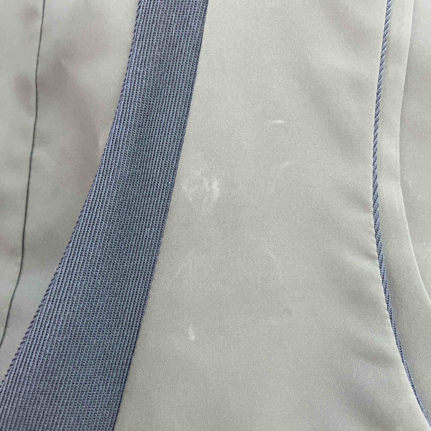 メンズ スーツベスト　無地　グリーン