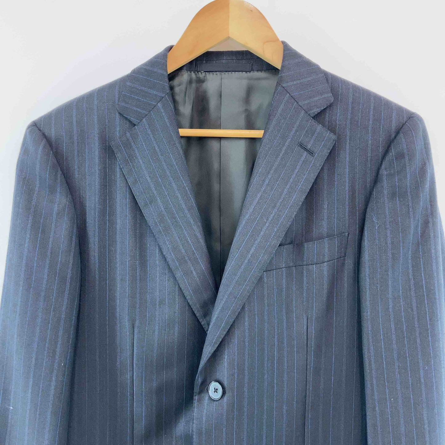 Ermenegildo Zegna エルメネジルドゼニア メンズ テーラードジャケット　ウール混　ストライプ　チャコールグレー系