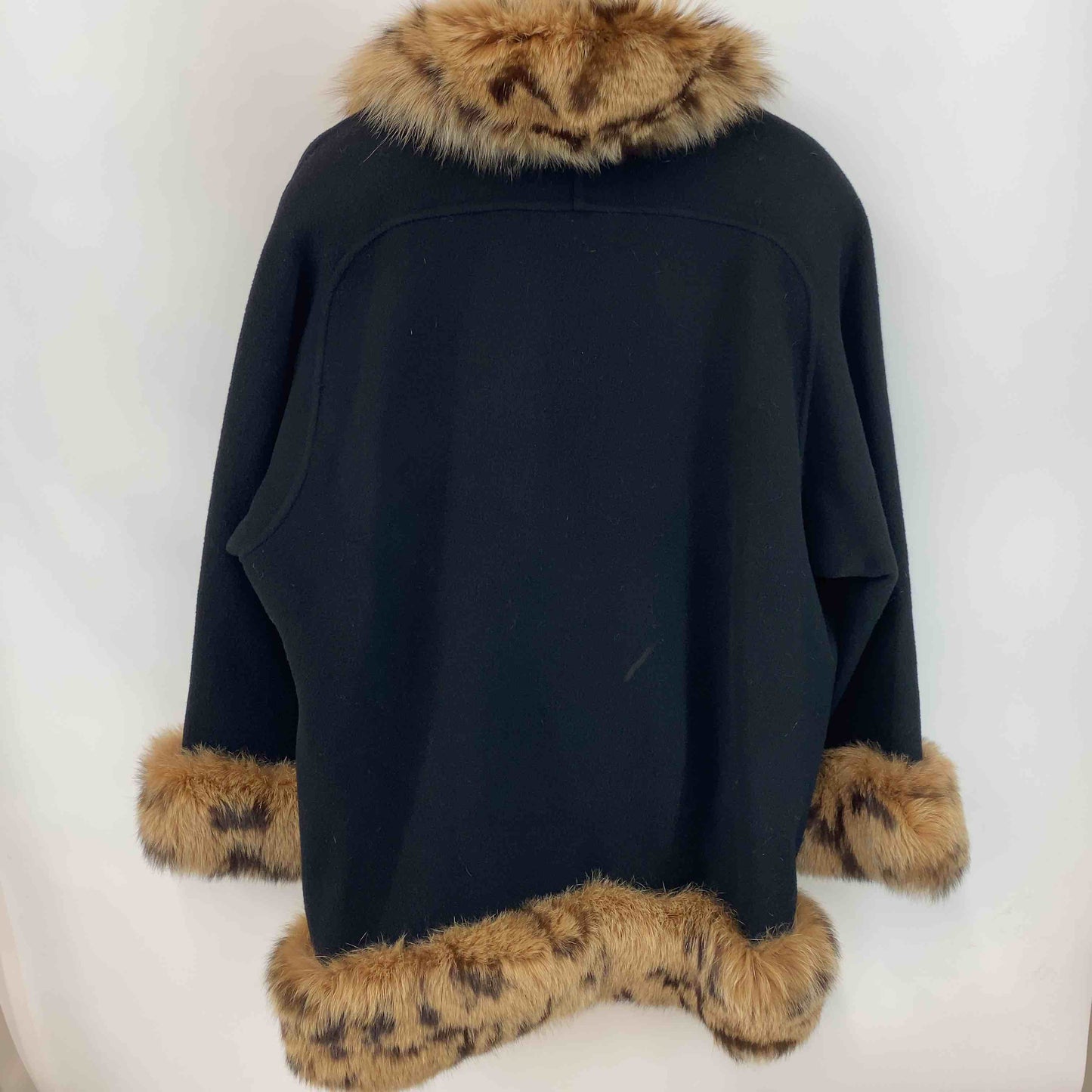 伊太利屋  レディース 毛皮/ファーコート ブラック