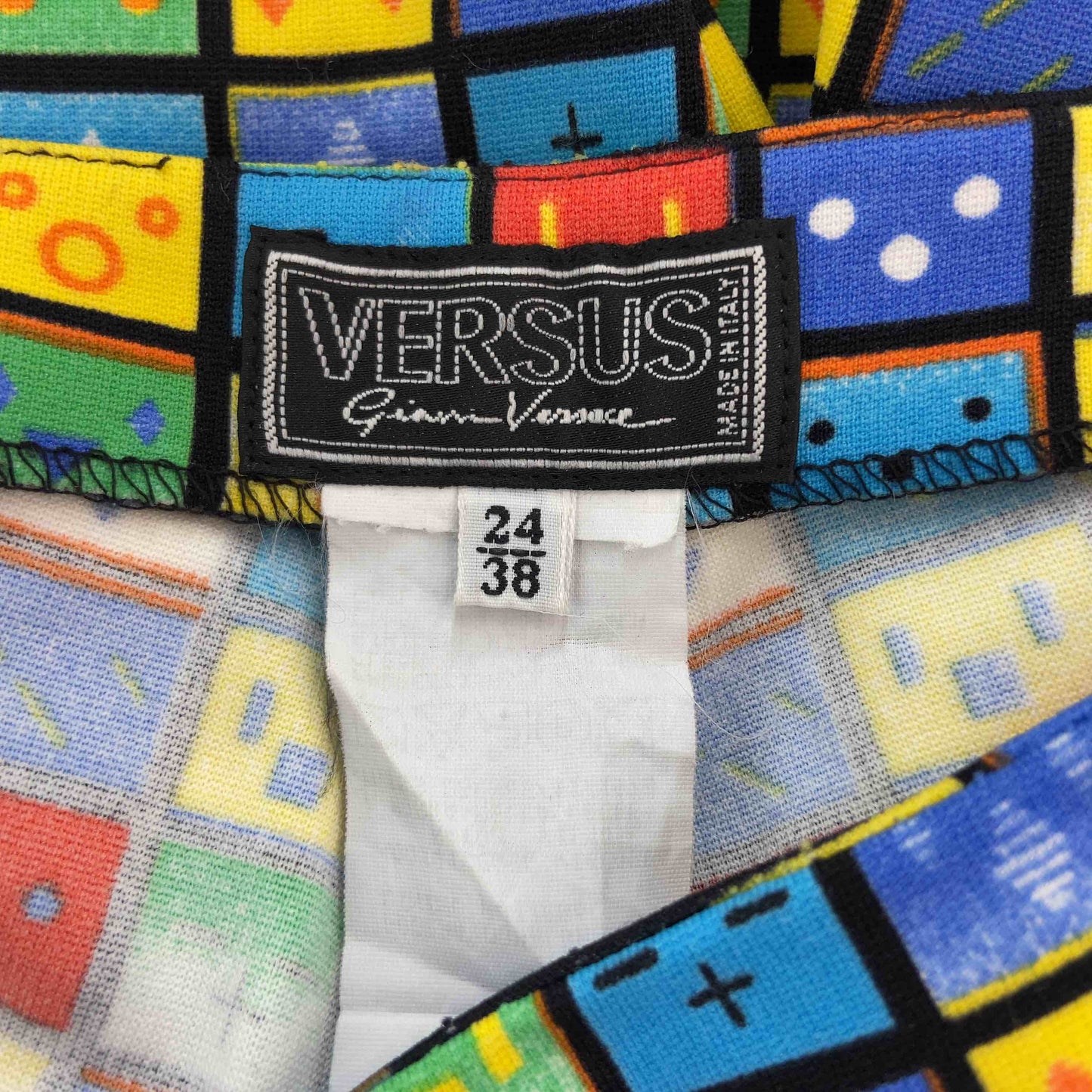 VERSUS　レディース カジュアルパンツ　総柄