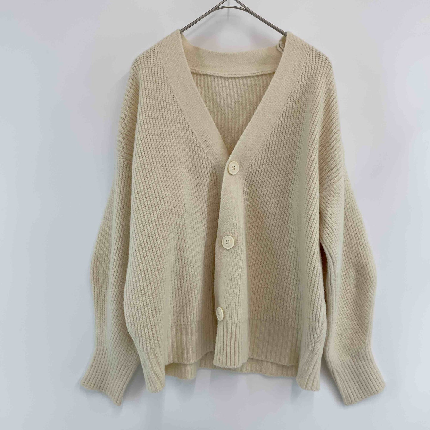 ノーブランド オフホワイト 無地 ニットカーディガン シンプル レディース カーディガン