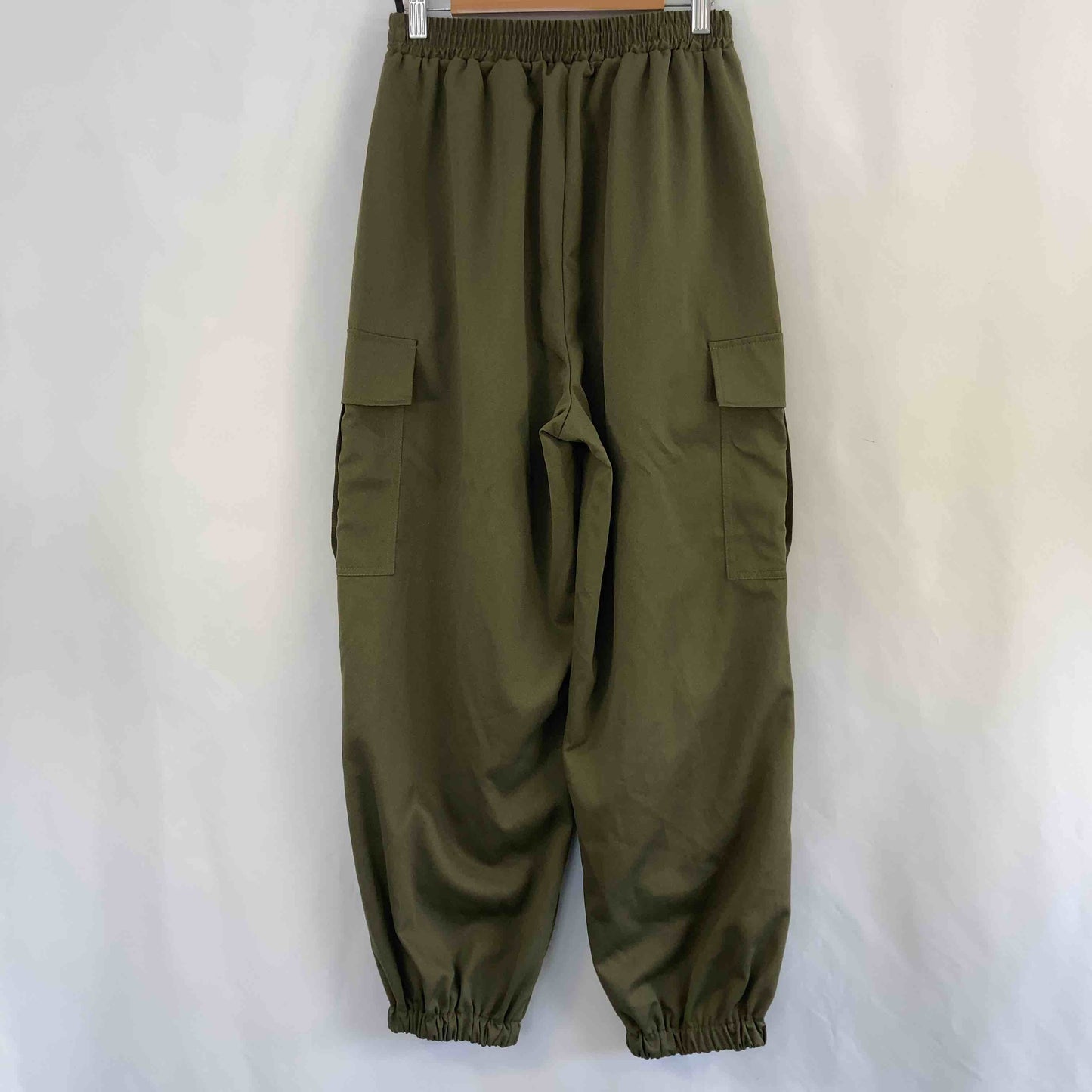 SUREVE  レディース カジュアルパンツ モスグリーン tk