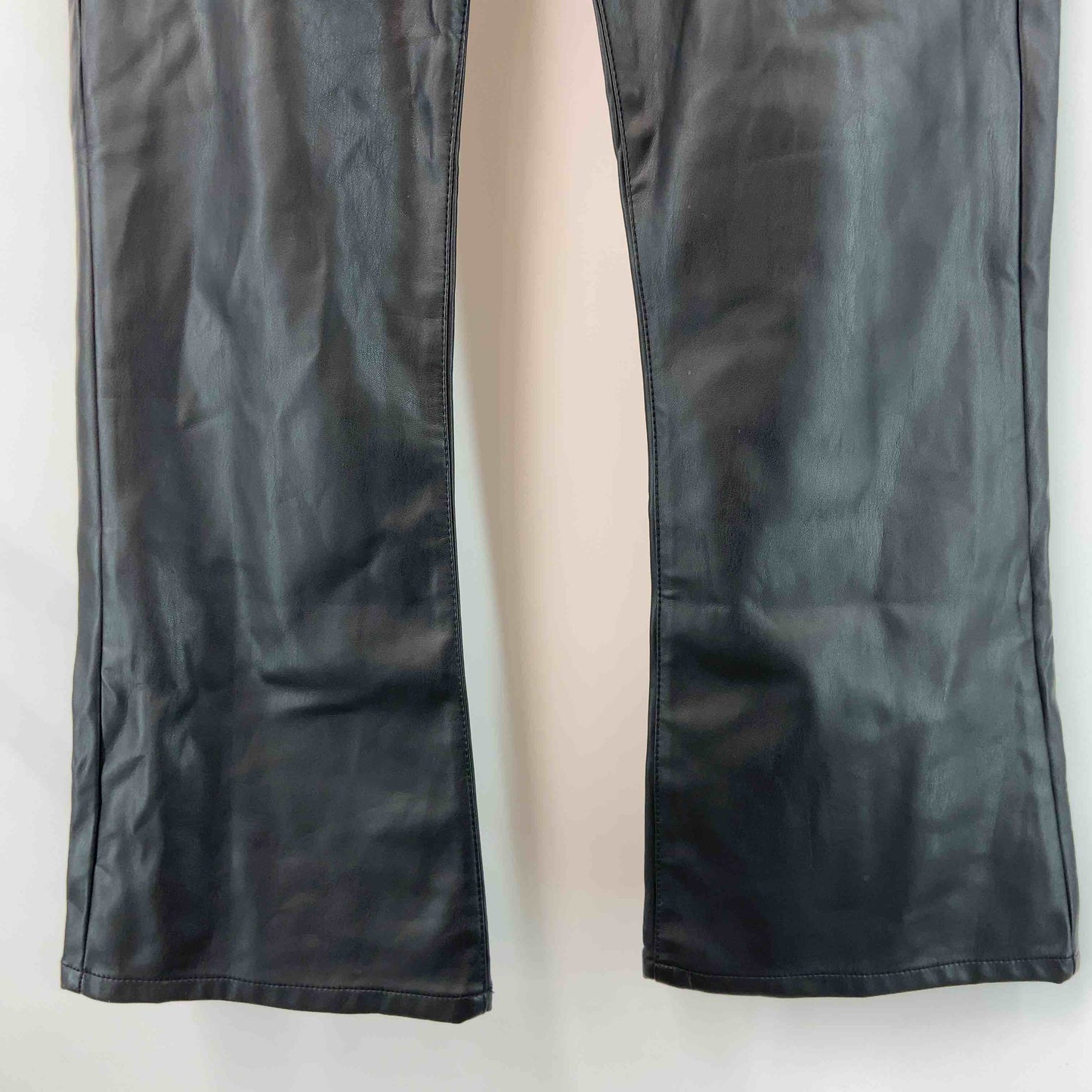 ZARA ザラ メンズ フェイクレザーパンツ ブラック