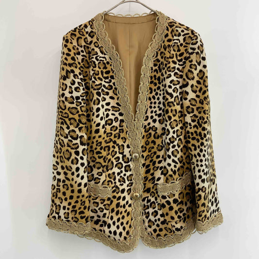 伊太利屋 イタリヤ レディース ノーカラージャケット  レオパード柄  ベージュ