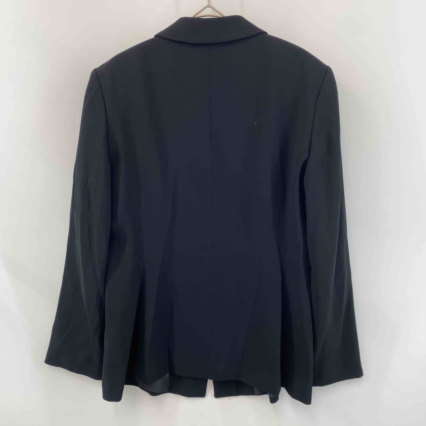 組曲 レディース テーラードジャケット　裏地　黒　ベルト無し