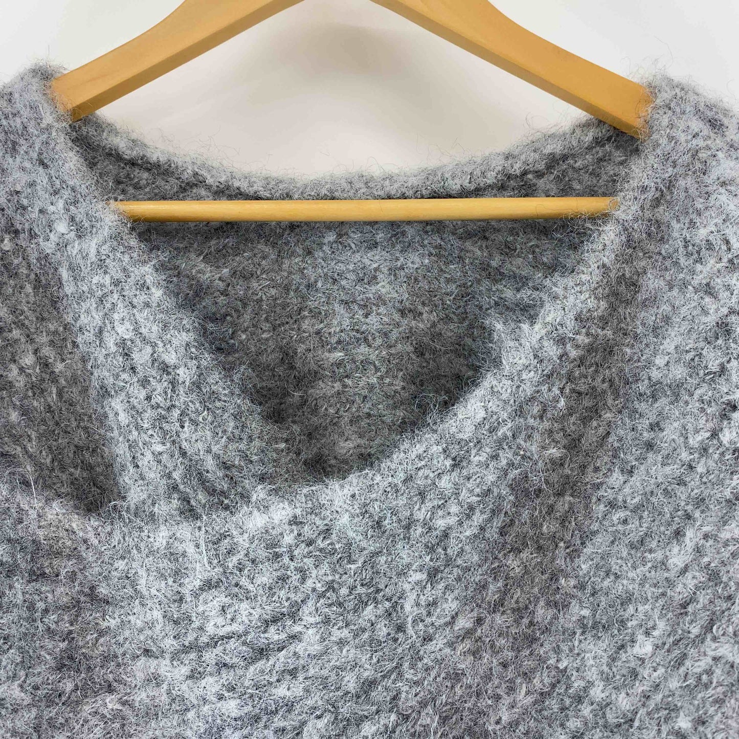 レディース ニット グレー ショート丈 カシュクール風