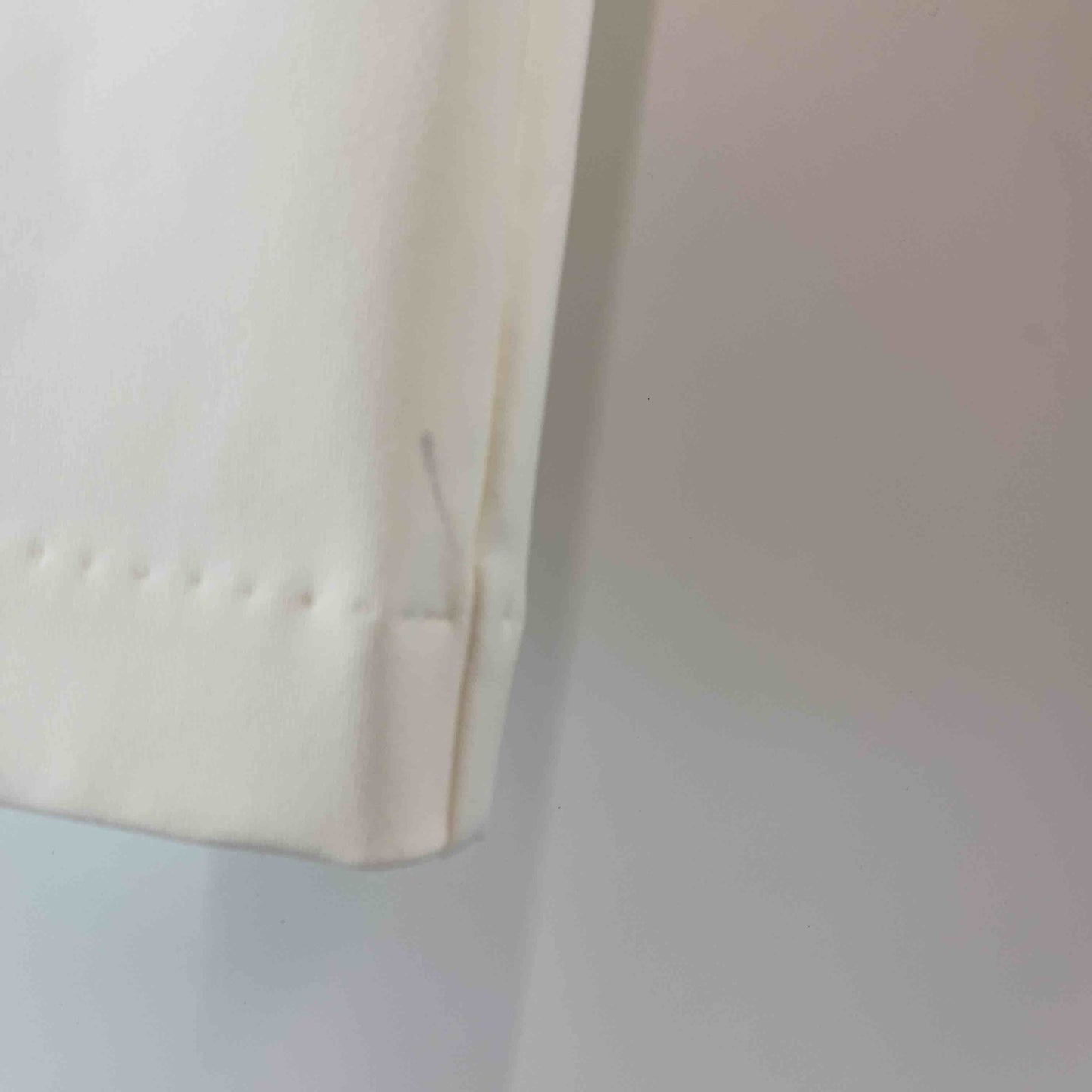 P．2　白　ホワイト　ウエスト総ゴム　 レディース カジュアルパンツ　日本製