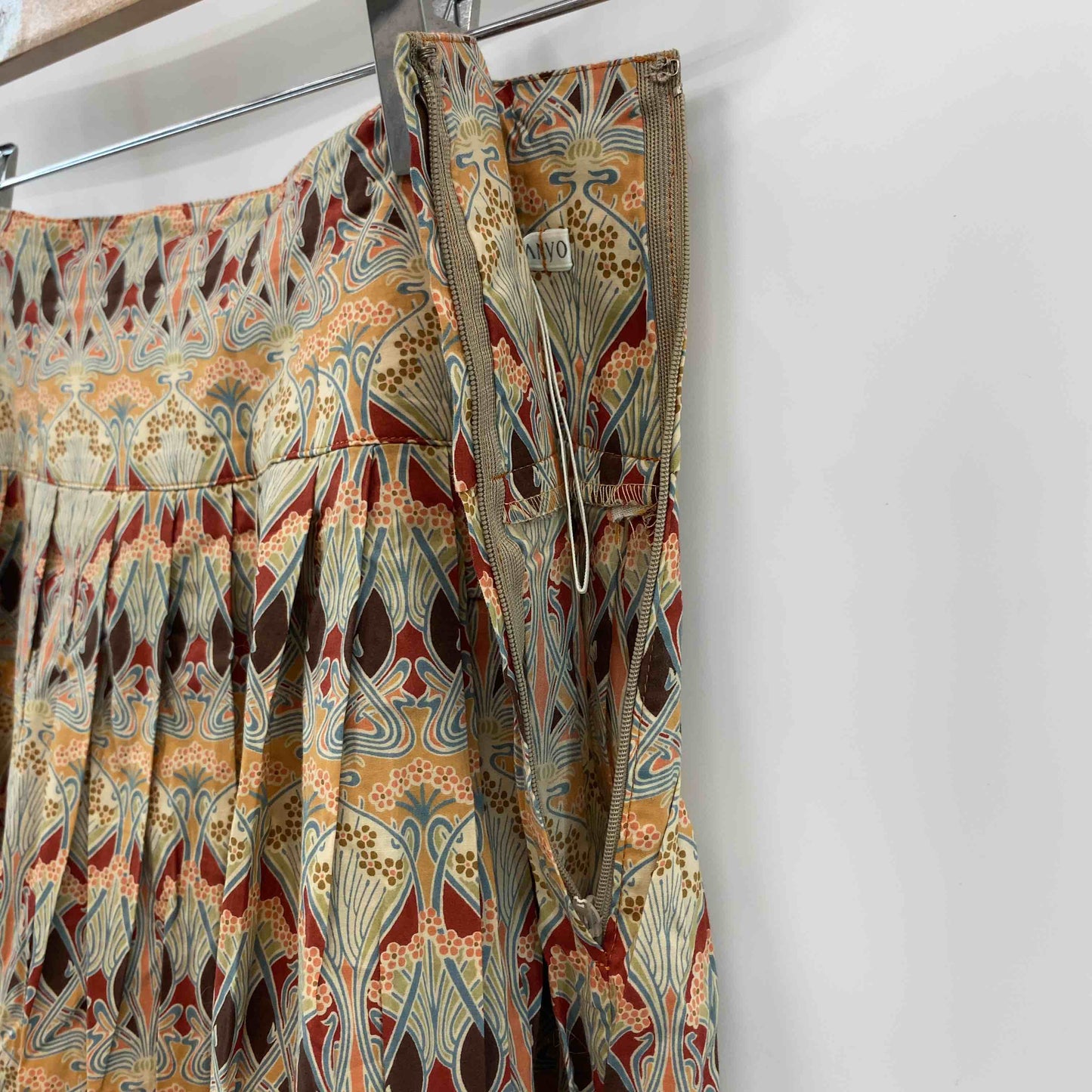 レナウンルック　SANYO　総柄　ベージュ系　サイズ9　 レディース ひざ丈スカート