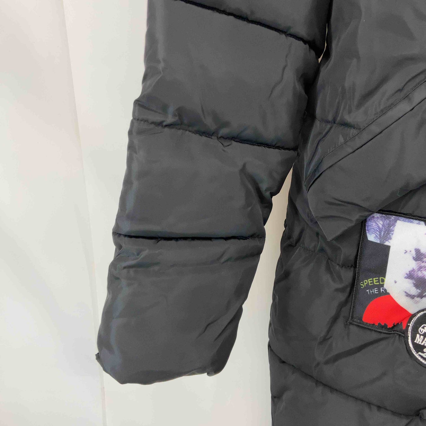 レディース 中綿コート　ワッペン　ファー付き　黒