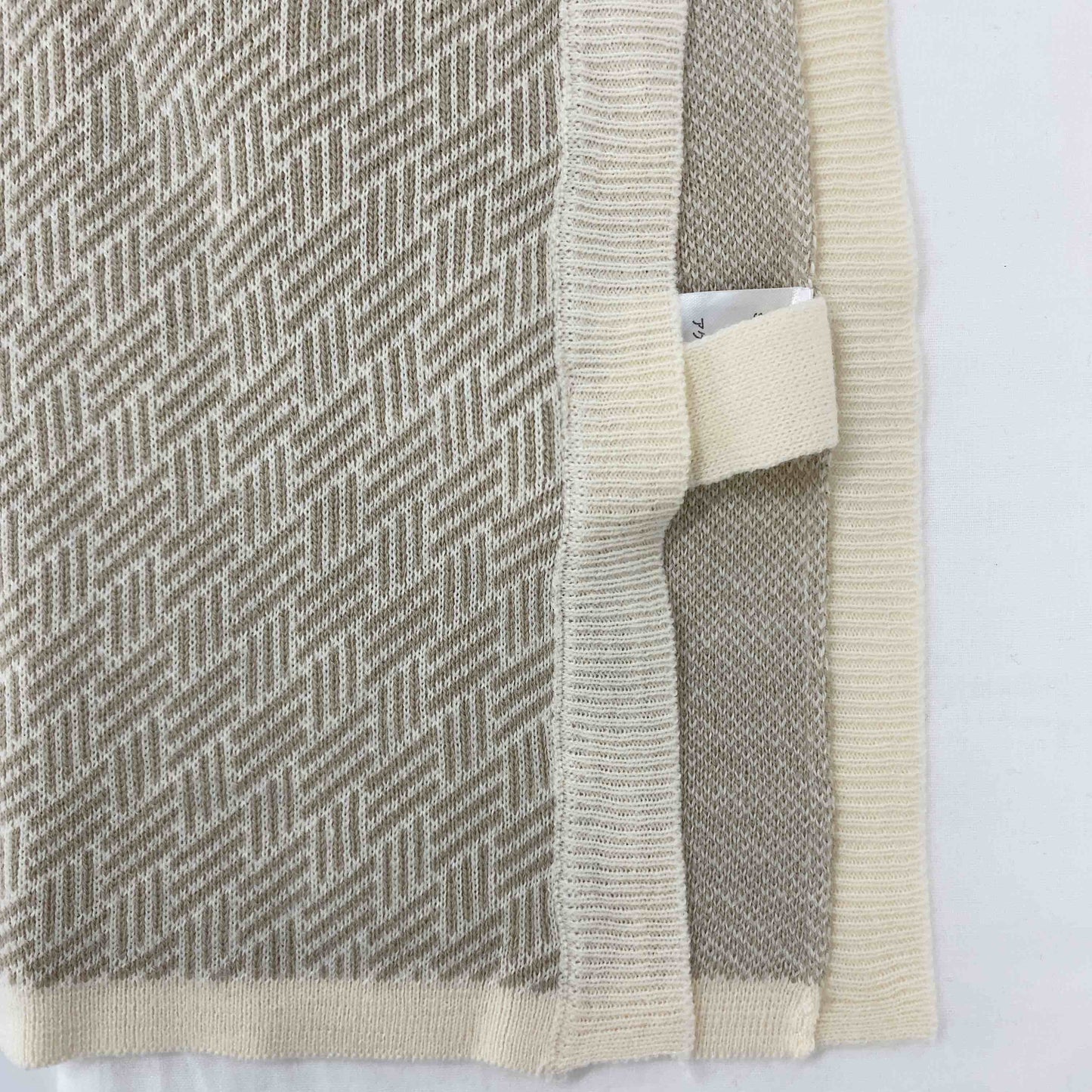 esica  レディース ベスト/ジレ ベージュ 柄物 tk