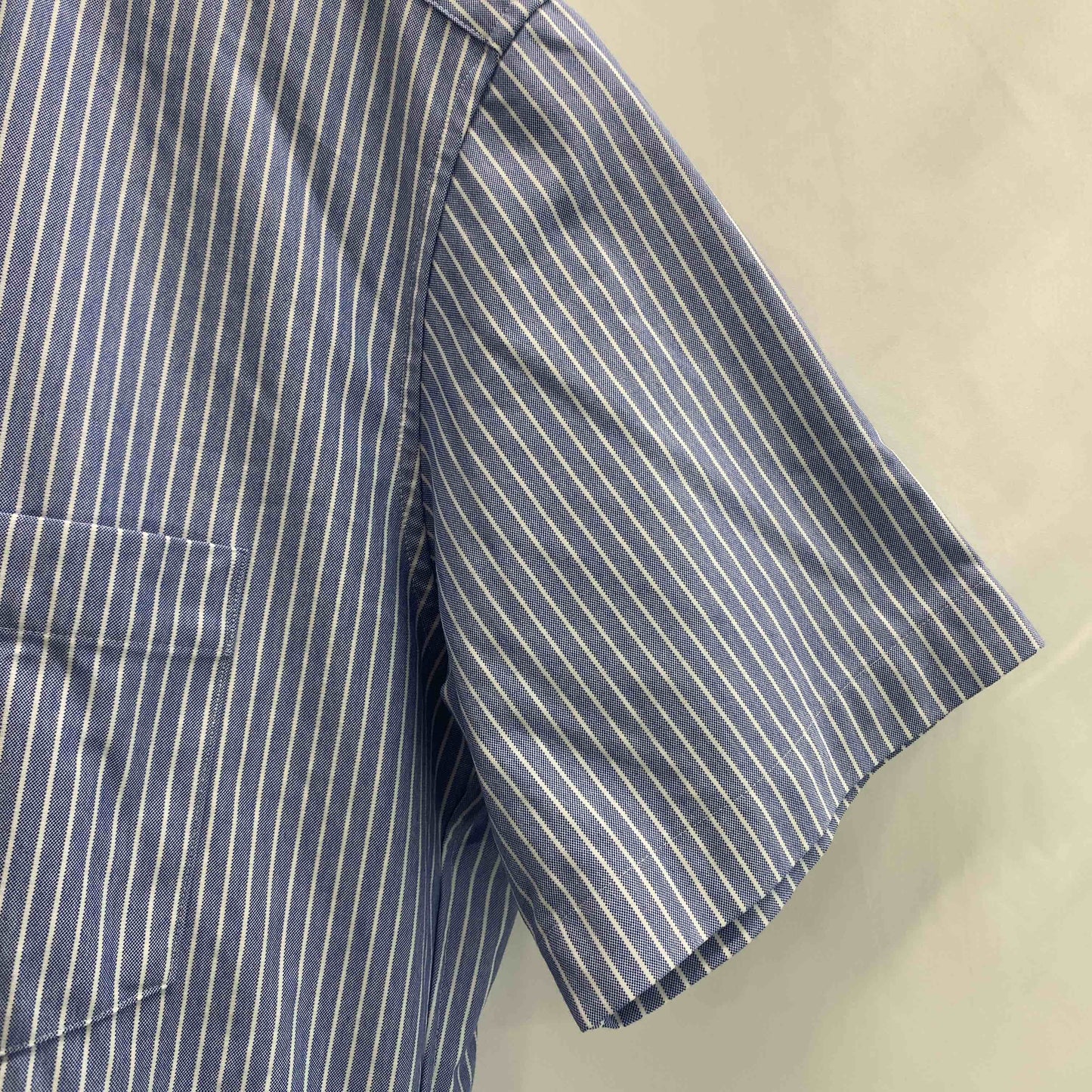 UNIQLO ユニクロ メンズ 半袖シャツ ブルー ストライプ柄 tk