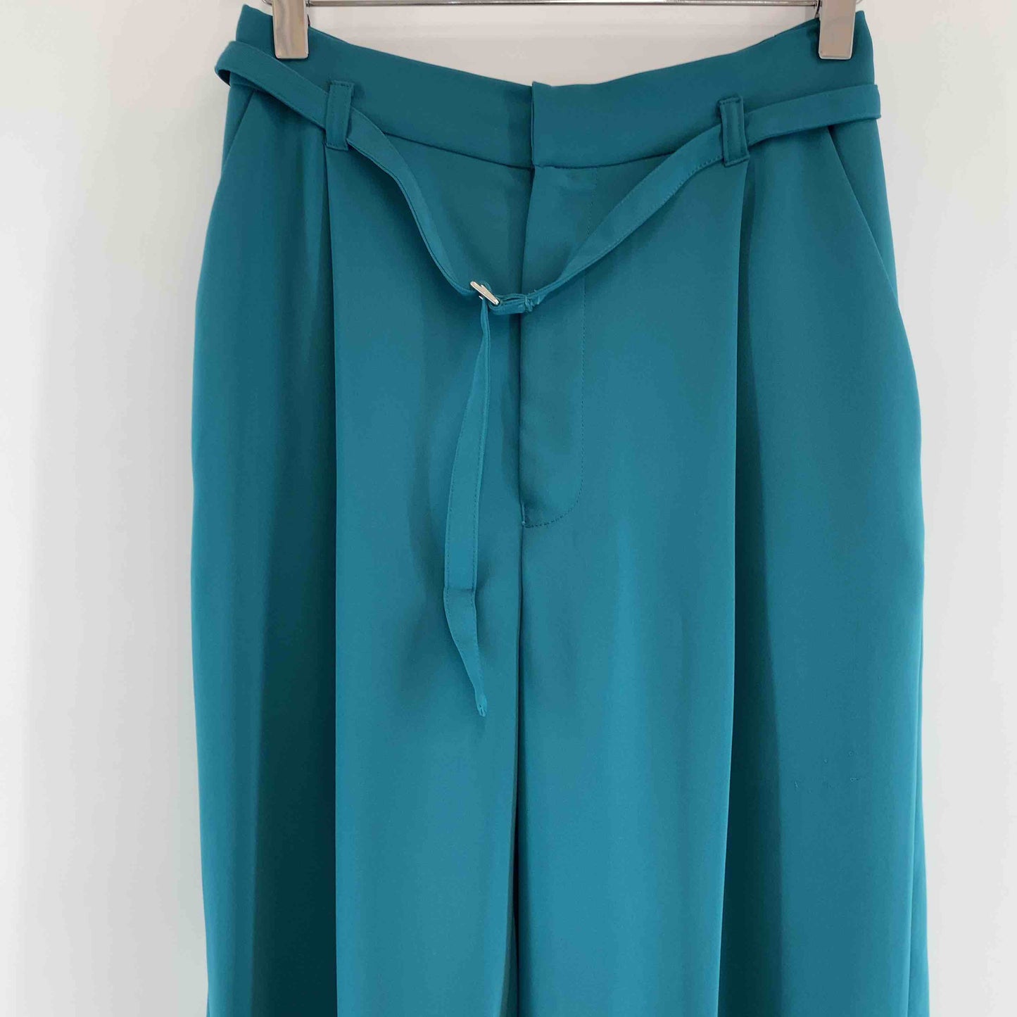 VEGA　ベガ　緑　グリーン　裏地無し　サイズ38　  レディース カジュアルパンツ