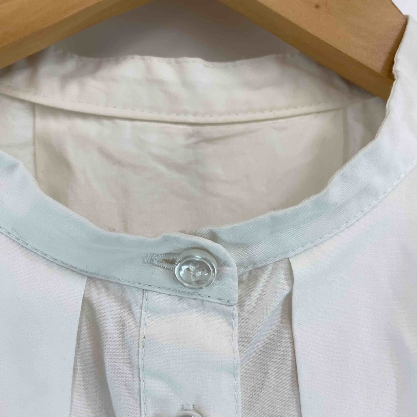 ur's ユアーズ  レディース 長袖シャツ ホワイト ボタンシャツ 無地 シンプル ブラウス