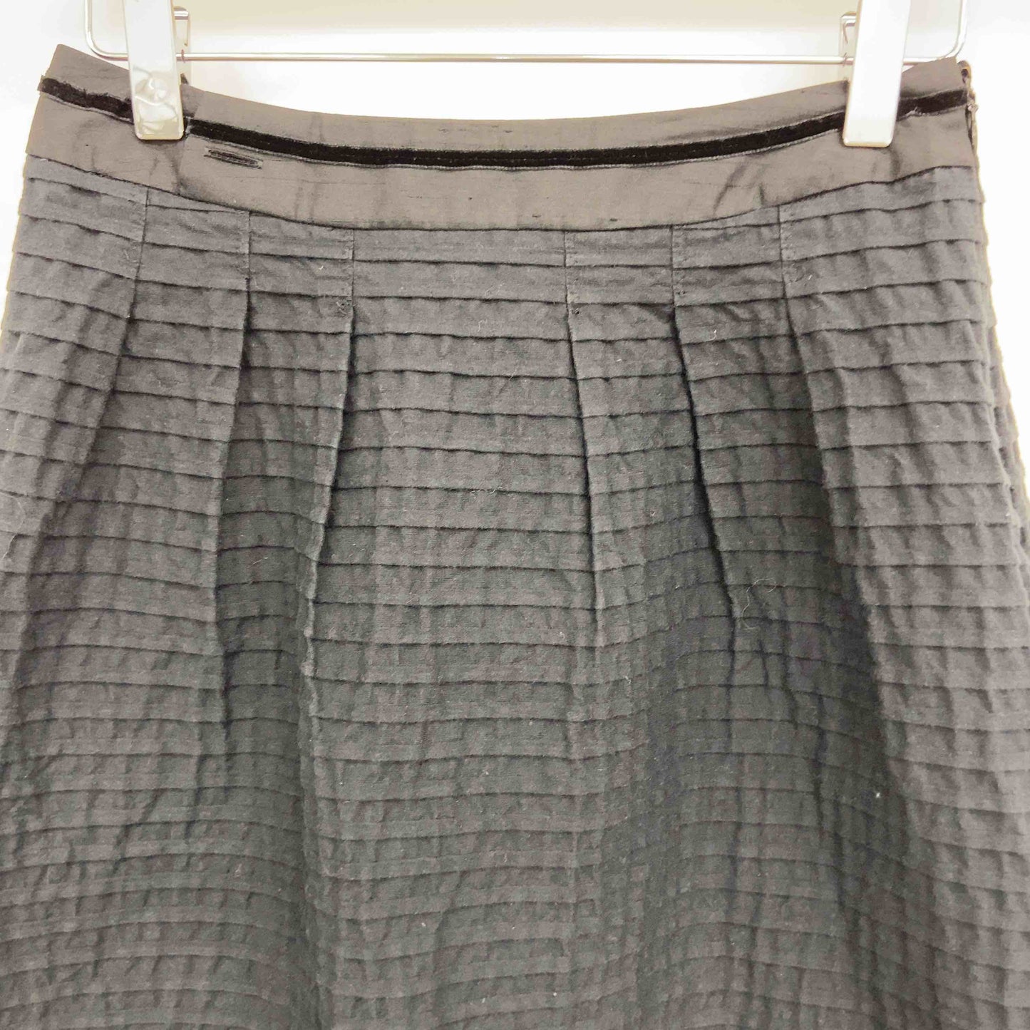 TO BE CHIC トゥービーシック　黒　ブラック　 レディース ひざ丈スカート