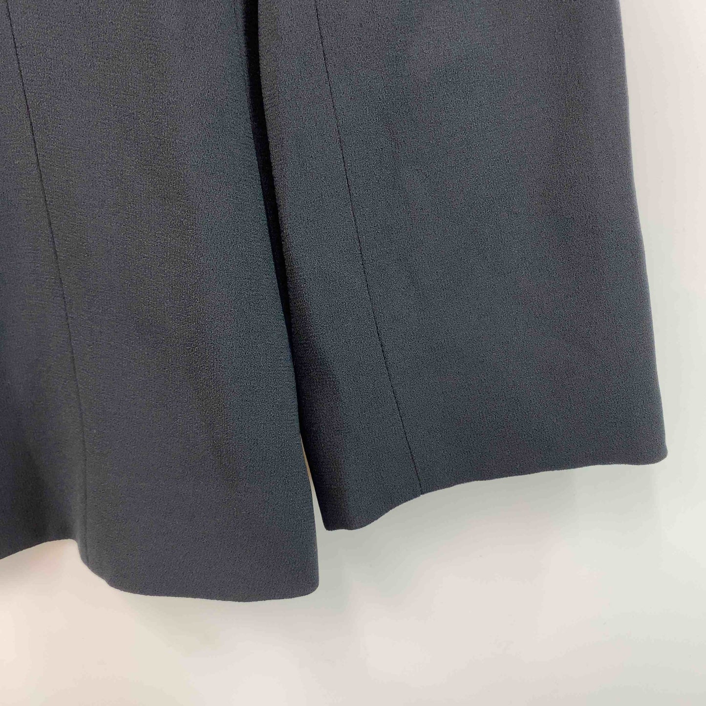 組曲 レディース テーラードジャケット　裏地　黒　ベルト無し