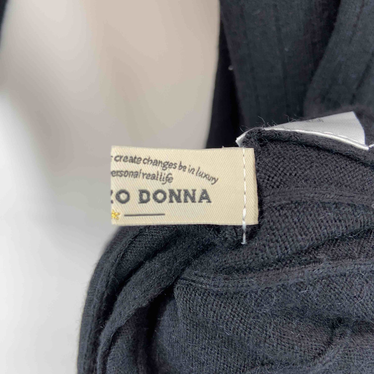 TRAZZO DONNA トラッツォドンナ レディース ニットワンピース　リブ　ハイネック　黒