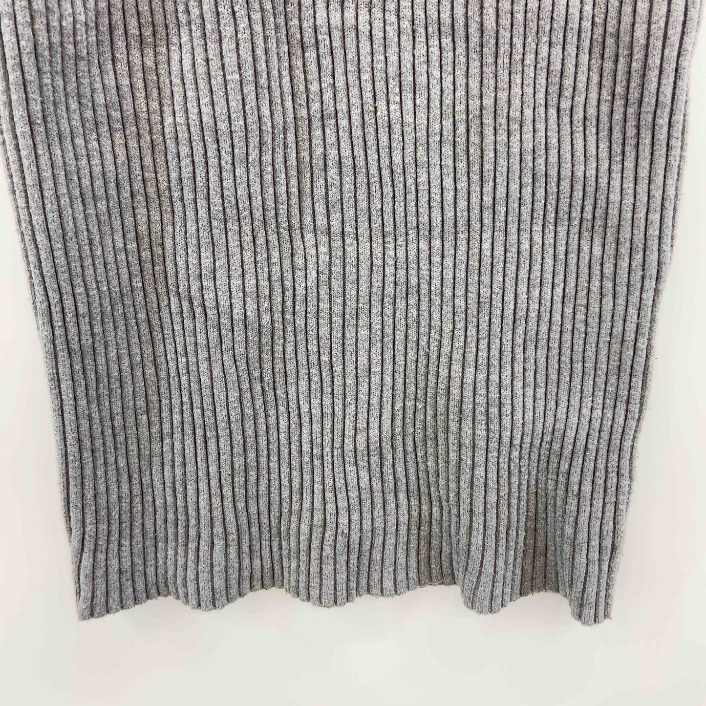 レディース ニットワンピース　グレー