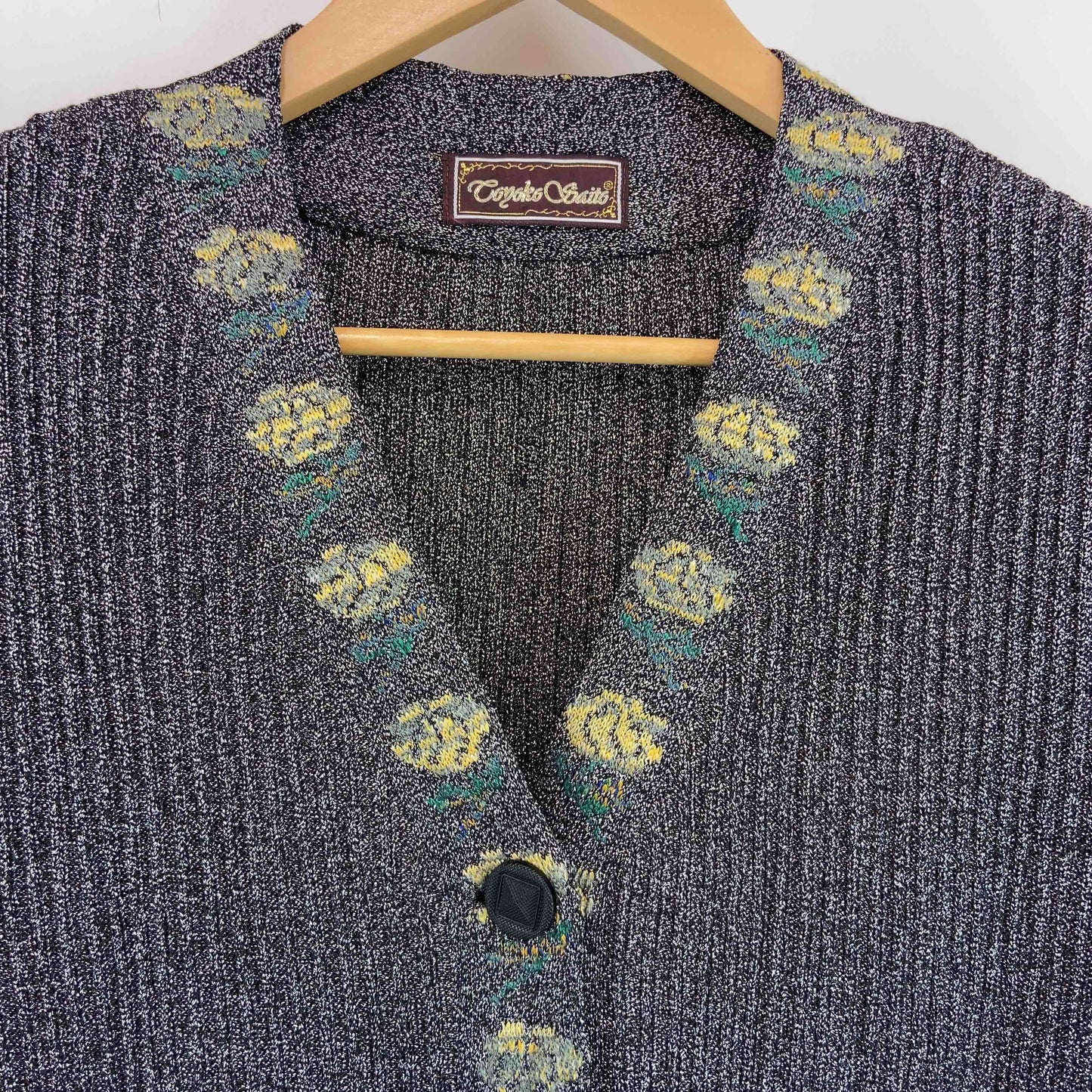 斎藤都世子 サイトウ トヨコ レディース カーディガン キラキラ Vネック ブラック