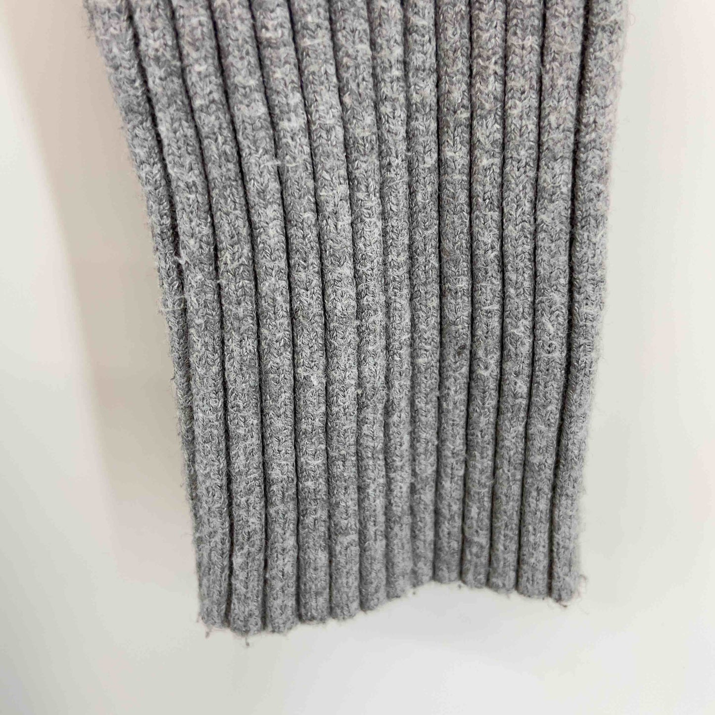 レディース ニットワンピース　グレー