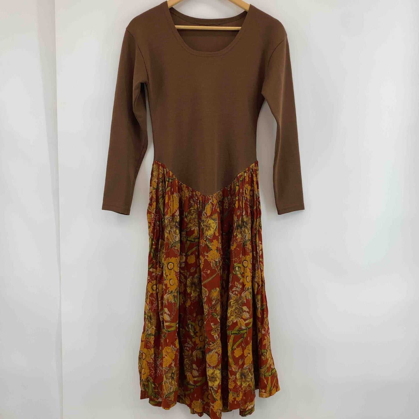 Frac emme 茶色　赤　花柄　ドッキングワンピ　イタリア製　  レディース 長袖ワンピース　ロング丈