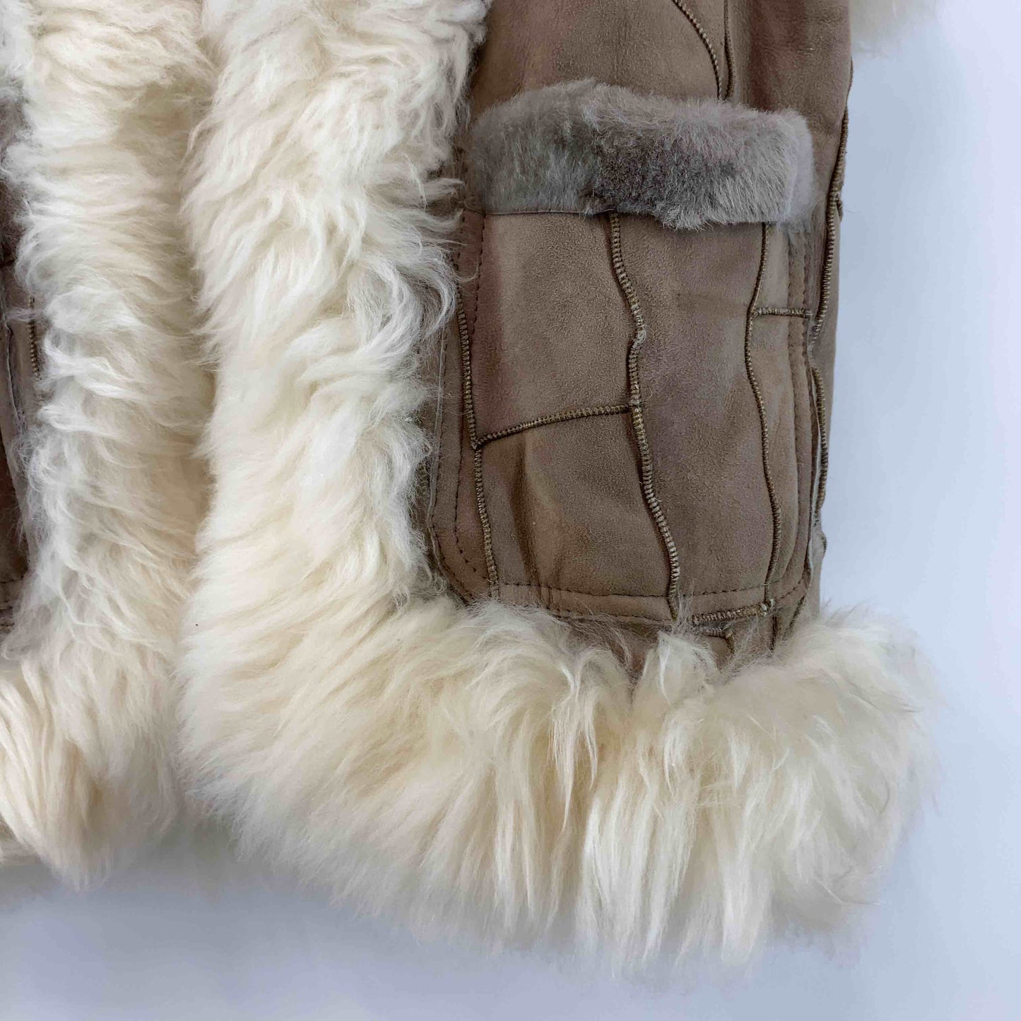 レディース 毛皮/ファーベスト ムートン ブラウン