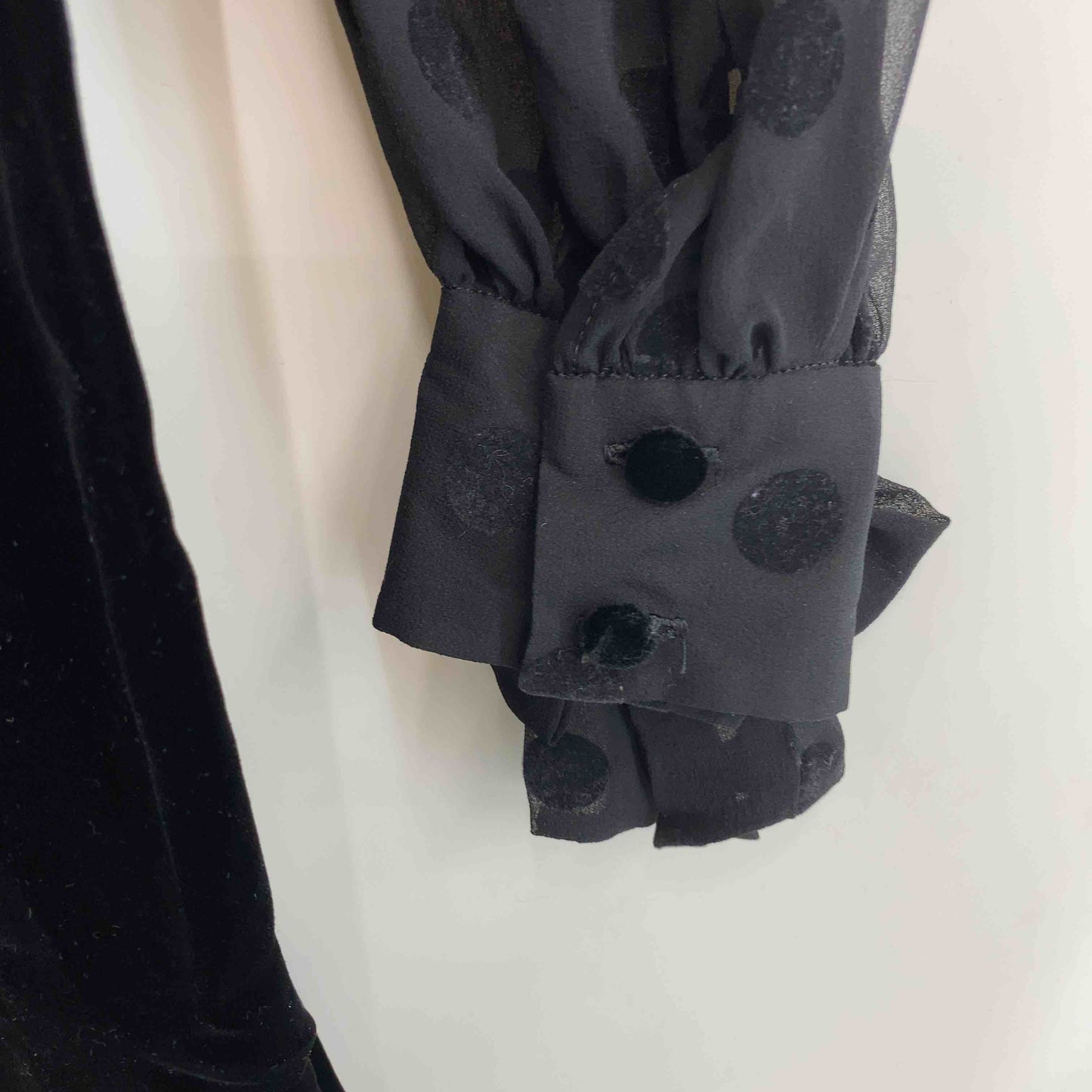 銀座和光 WAKO レディース 長袖ワンピース　ベロア素材　水玉　袖シルク100%　黒