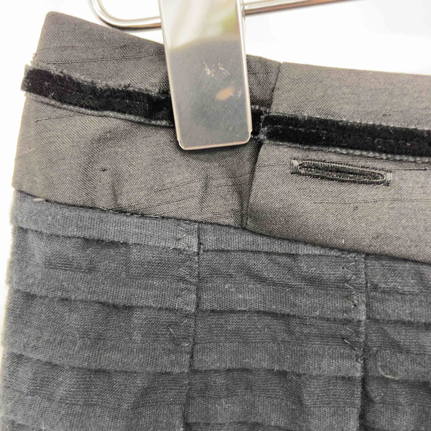 TO BE CHIC トゥービーシック　黒　ブラック　 レディース ひざ丈スカート